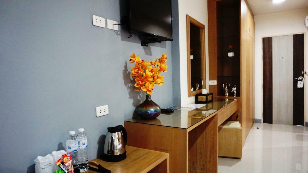 The Greenery Central Suite & Hotel Chiang Mai Buitenkant foto
