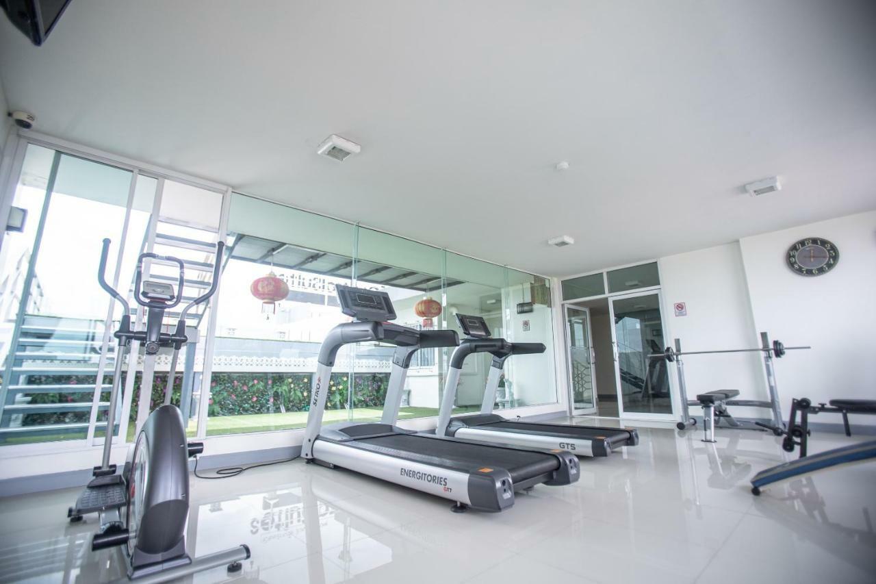 The Greenery Central Suite & Hotel Chiang Mai Buitenkant foto